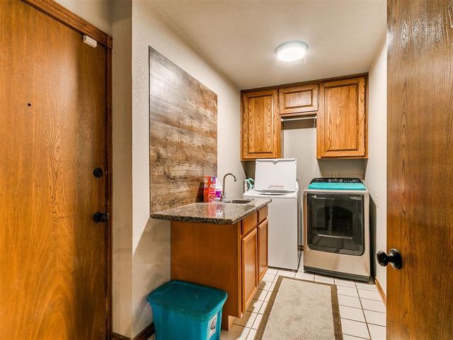 2405 E Karen Terrace, Mustang, OK 73064