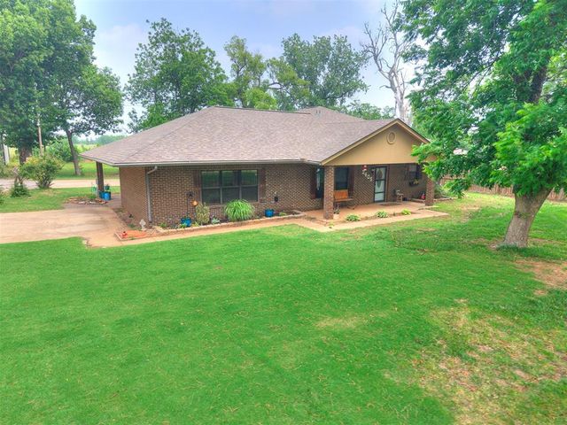 2405 E Karen Terrace, Mustang, OK 73064