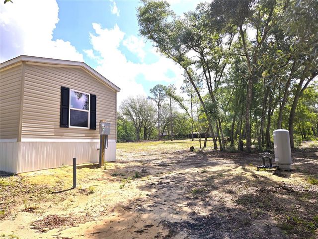 8851 NE 105TH AVENUE, Bronson, FL 32621