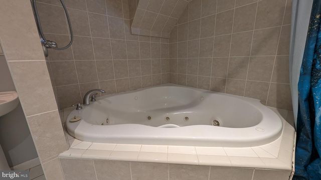 605 SHIRLEY MANOR RD, Reisterstown, MD 21136