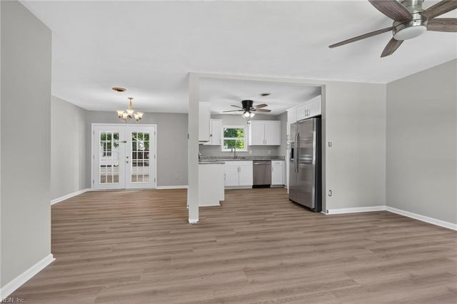 3116 Woodbaugh DR, Chesapeake, VA 23321