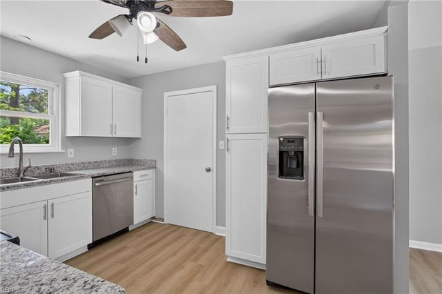 3116 Woodbaugh DR, Chesapeake, VA 23321