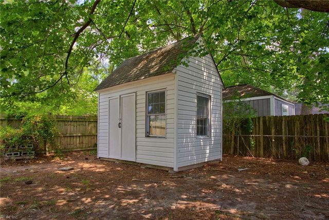 3116 Woodbaugh DR, Chesapeake, VA 23321