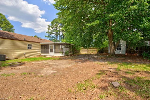 3116 Woodbaugh DR, Chesapeake, VA 23321