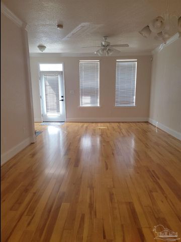 1010 N Hayne St 5, Pensacola, FL 32501