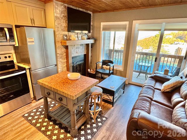 101 Sugar Ski Drive 112, Banner Elk, NC 28604