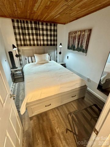 101 Sugar Ski Drive 112, Banner Elk, NC 28604