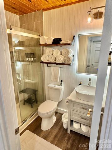 101 Sugar Ski Drive 112, Banner Elk, NC 28604