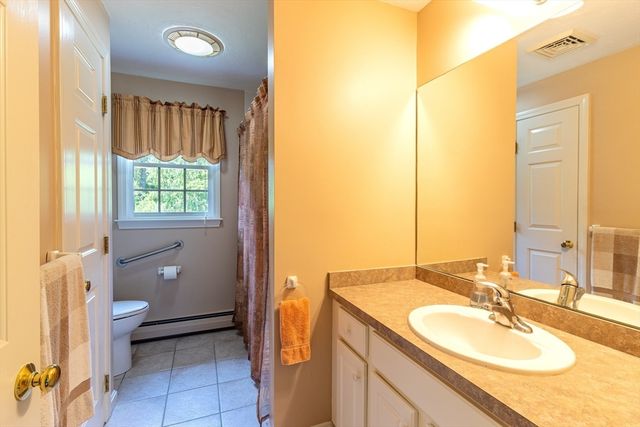 37 Yearling Run Rd, Bourne, MA 02532