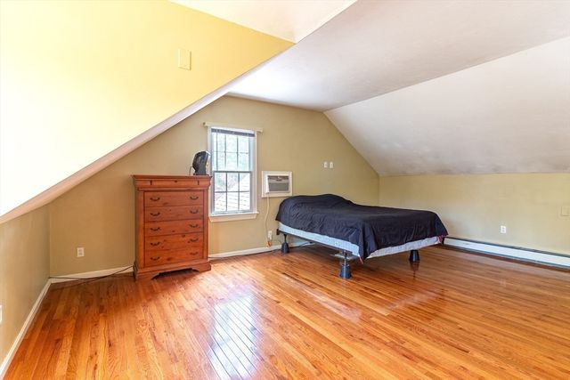 37 Yearling Run Rd, Bourne, MA 02532