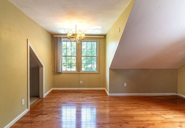 37 Yearling Run Rd, Bourne, MA 02532