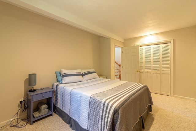 37 Yearling Run Rd, Bourne, MA 02532