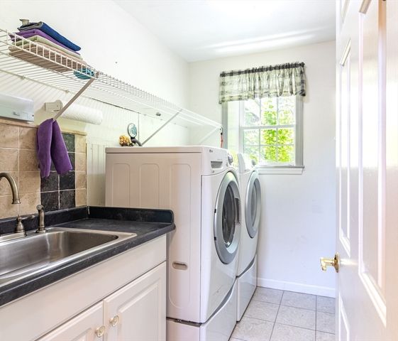 37 Yearling Run Rd, Bourne, MA 02532