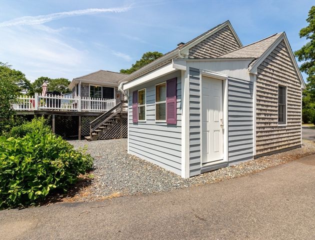 37 Yearling Run Rd, Bourne, MA 02532