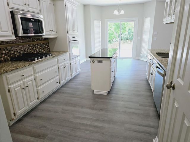 2500 Steeplechase Road, Edmond, OK 73034
