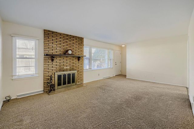 725 Pontiac Place, Mendota Heights, MN 55120