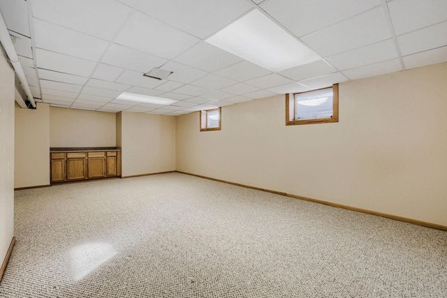 725 Pontiac Place, Mendota Heights, MN 55120