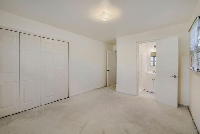 725 Pontiac Place, Mendota Heights, MN 55120