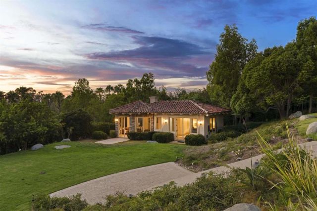 6868 Spyglass Lane, Rancho Santa Fe, CA 92067