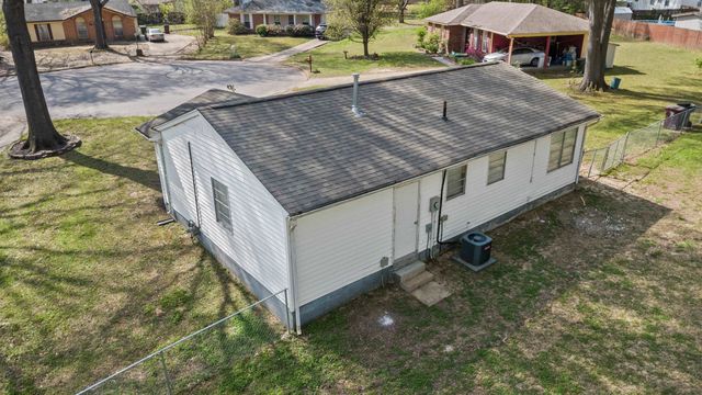 496 GREENVIEW CV, Collierville, TN 38017