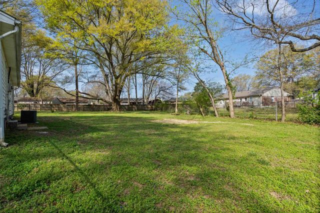 496 GREENVIEW CV, Collierville, TN 38017