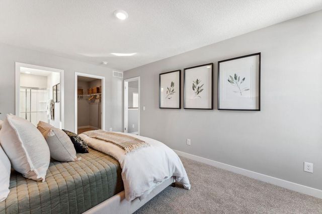 23649 Ashbury Drive, Rogers, MN 55374