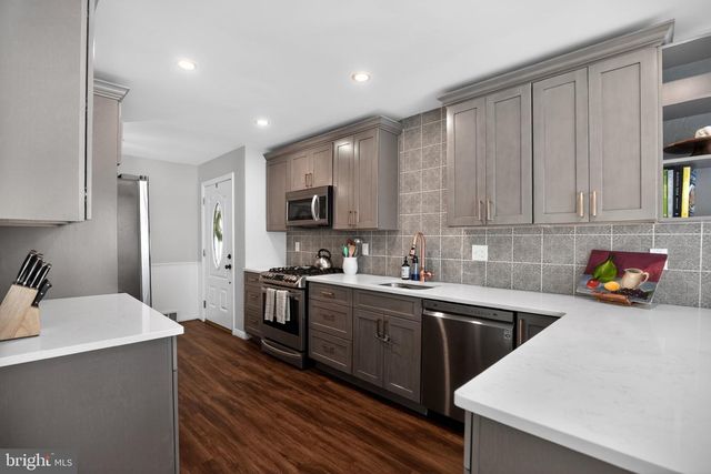 119 SHARROWVALE RD, Cherry Hill, NJ 08034