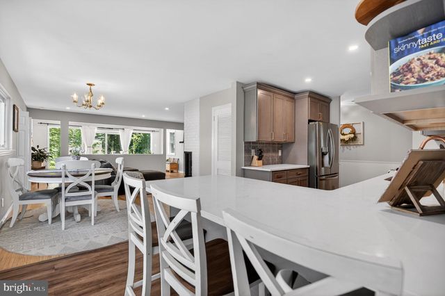 119 SHARROWVALE RD, Cherry Hill, NJ 08034