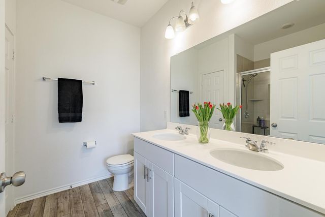 1620 Holly Lake DR, Leander, TX 78641
