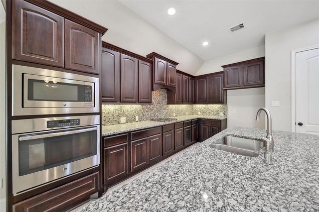 23414 Fauburg Drive, New Caney, TX 77357