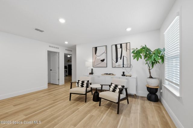 1018 Grantham Lane SE, Palm Bay, FL 32909