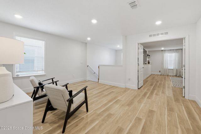 1018 Grantham Lane SE, Palm Bay, FL 32909