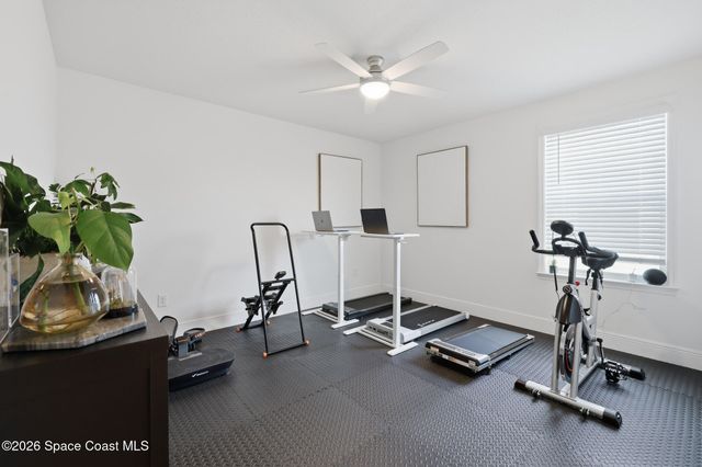 1018 Grantham Lane SE, Palm Bay, FL 32909