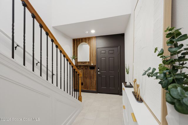 1018 Grantham Lane SE, Palm Bay, FL 32909