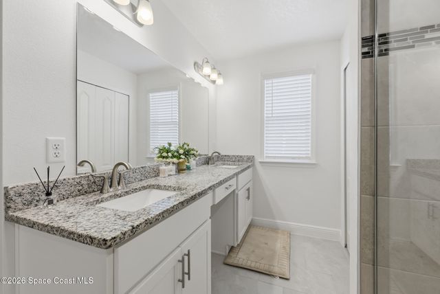 1018 Grantham Lane SE, Palm Bay, FL 32909