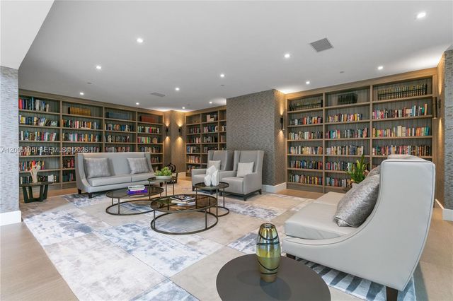 21150 Point PL LPH 2902, Aventura, FL 33180