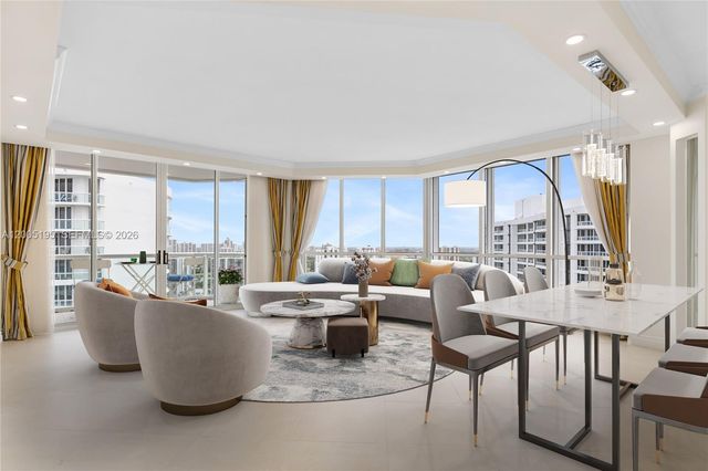 21150 Point PL LPH 2902, Aventura, FL 33180