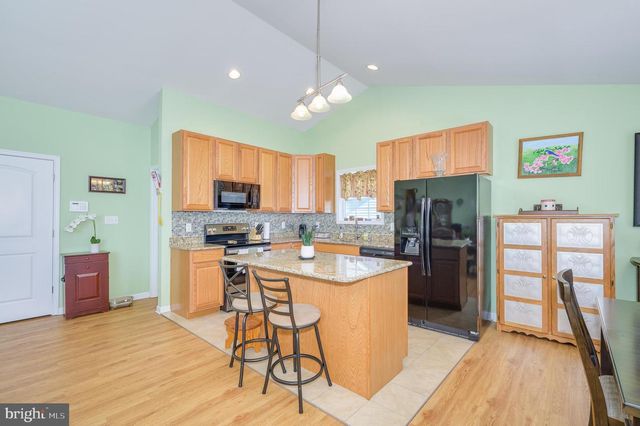 93 INVASION CT, Bunker Hill, WV 25413