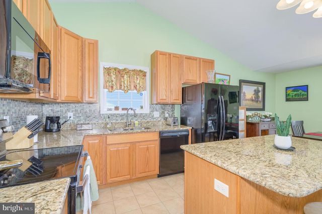 93 INVASION CT, Bunker Hill, WV 25413