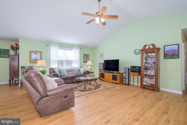 93 INVASION CT, Bunker Hill, WV 25413
