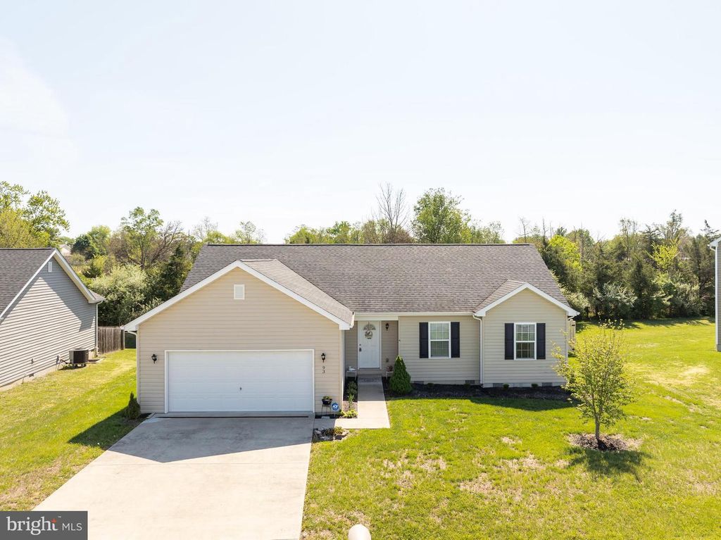 93 INVASION CT, Bunker Hill, WV 25413