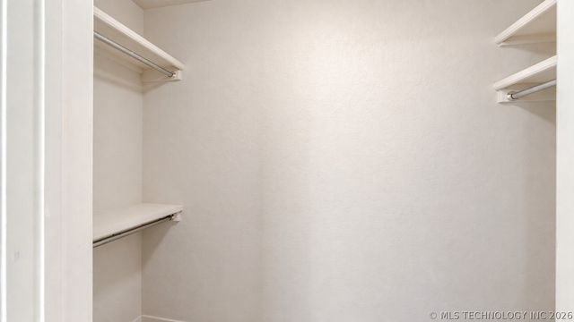 7714 S 92nd Place, Tulsa, OK 74133