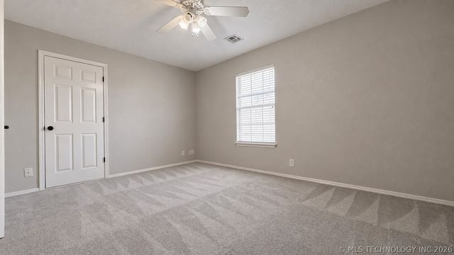 7714 S 92nd Place, Tulsa, OK 74133