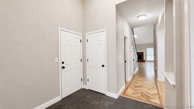 7714 S 92nd Place, Tulsa, OK 74133