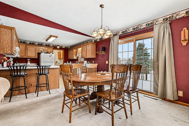 9654 W De Avenue, Kalamazoo, MI 49009