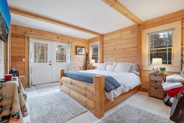 26 Collins, Mashpee, MA 02649