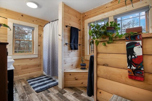 26 Collins, Mashpee, MA 02649