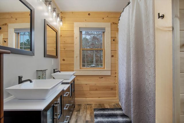 26 Collins, Mashpee, MA 02649