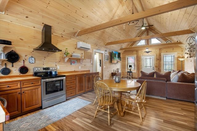 26 Collins, Mashpee, MA 02649