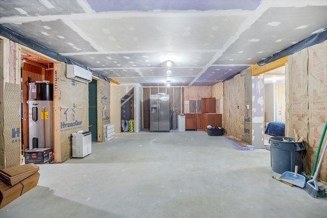 26 Collins, Mashpee, MA 02649